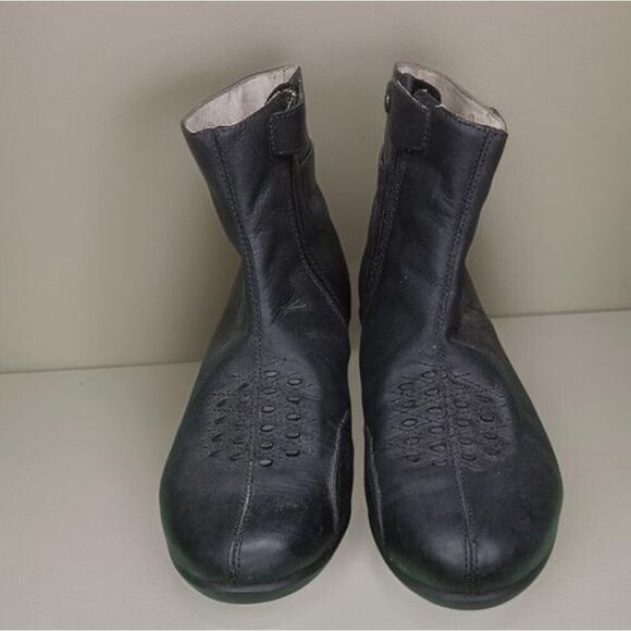Icon Sacred Riding Boots - Picture 2 of 8